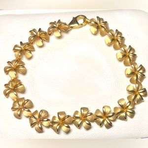 NA HOKU Hawaii’s Finest Jewelry - Plumeria Bracelet (14K Yellow Gold)